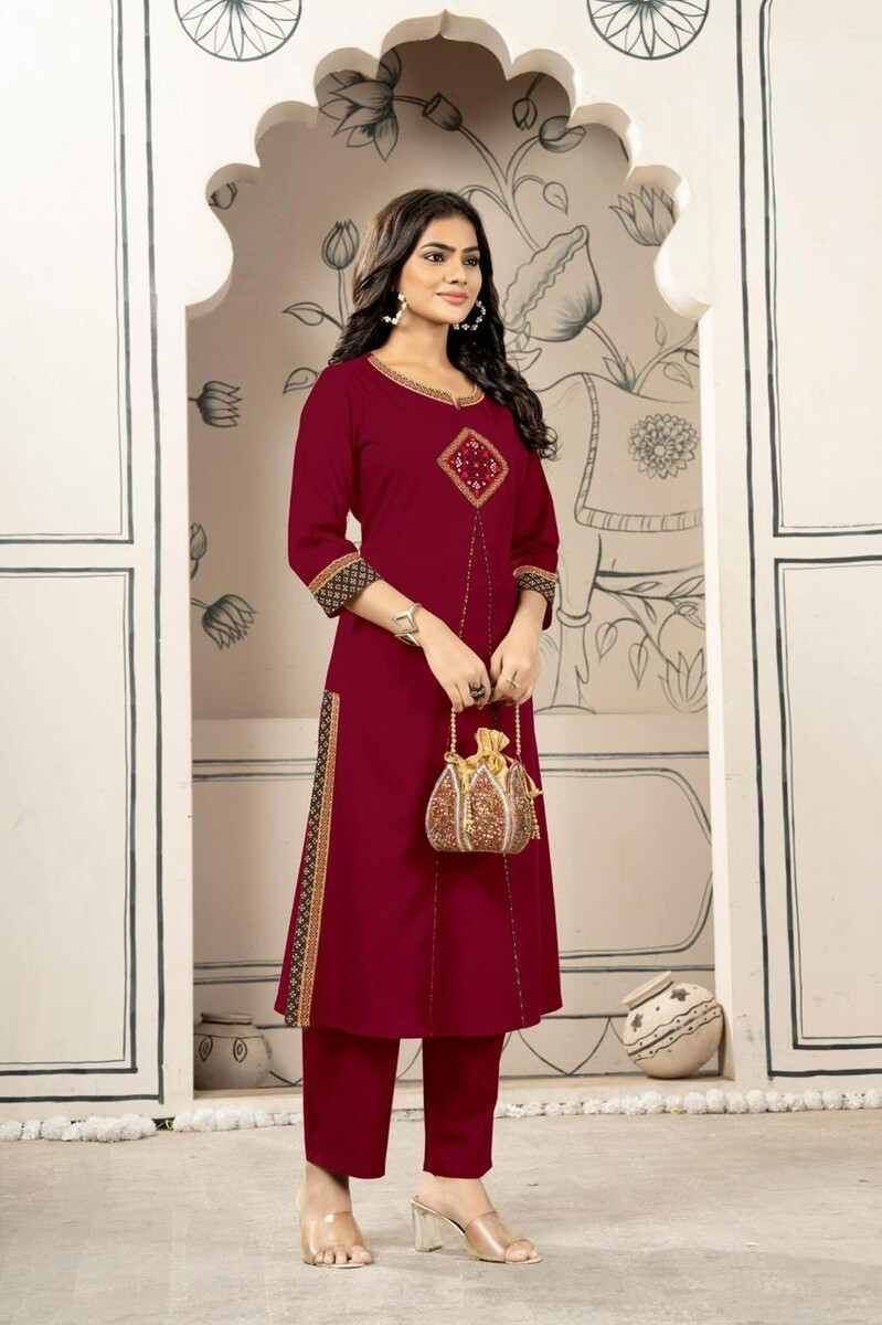 Bavariya Mirror Work Plaza Pair