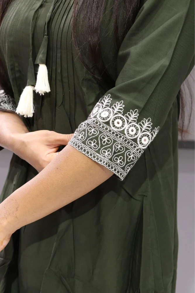 Sleeve And Daman Work Cord Set