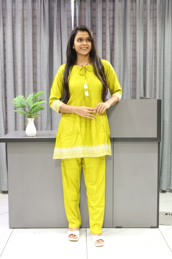 Sleeve And Daman Work Cord Set