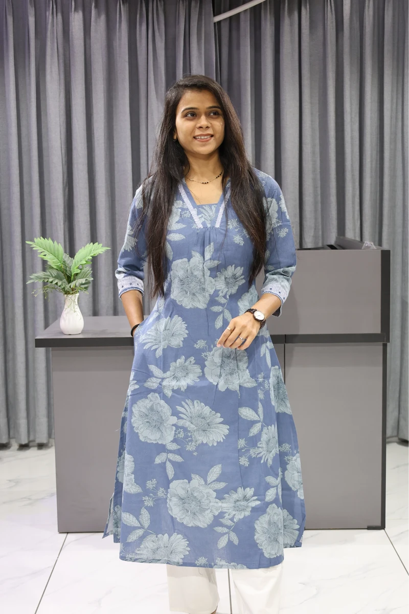 V Neck Big Flower Print Kurti