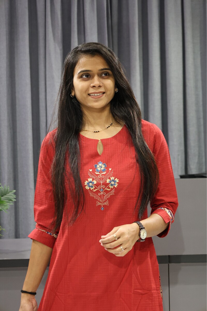 Square Self Pattran Stright Kurti