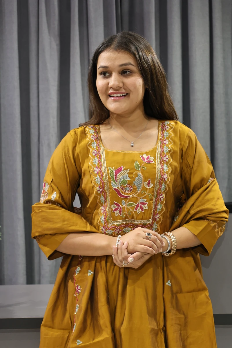 Neck & Sleeve Work Short Plaza Pair