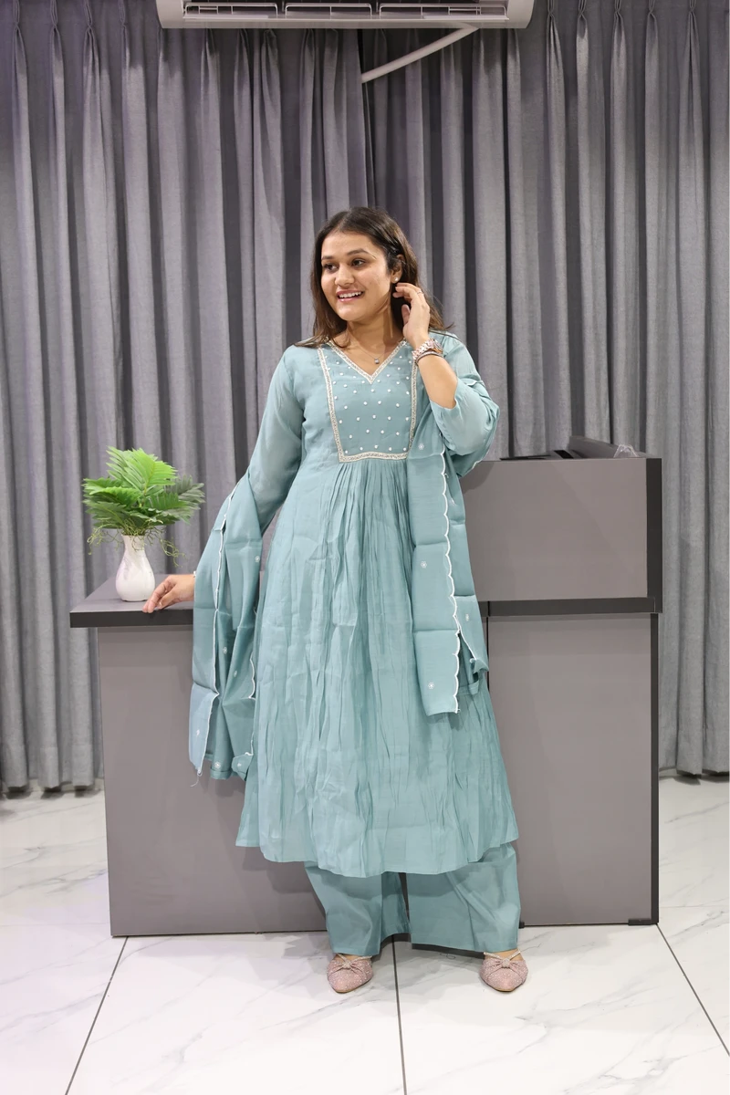 Moti Work Round Pair