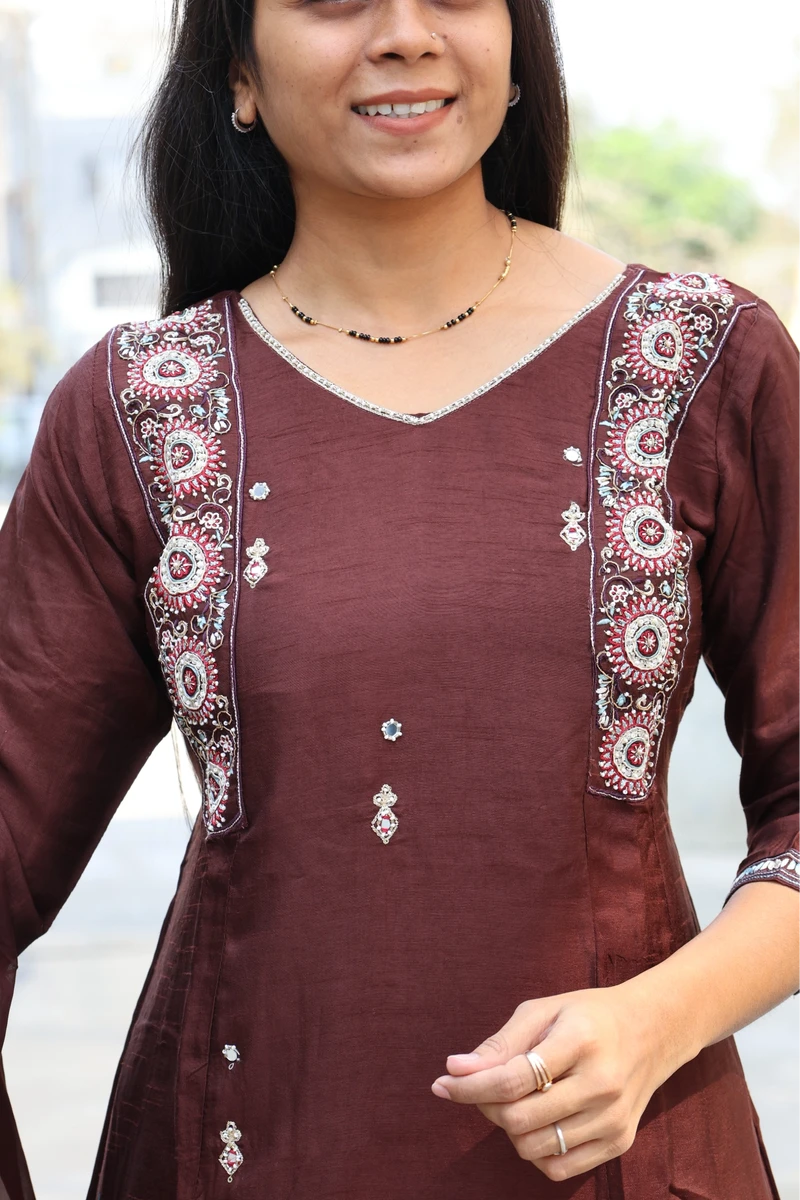 Aline Kalkatti Work Heavy Pair