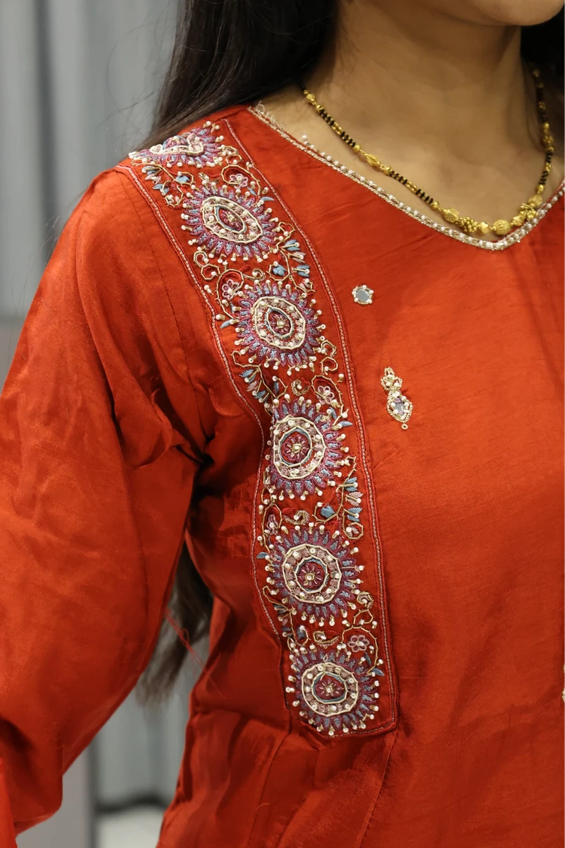 Aline Kalkatti Work Heavy Pair