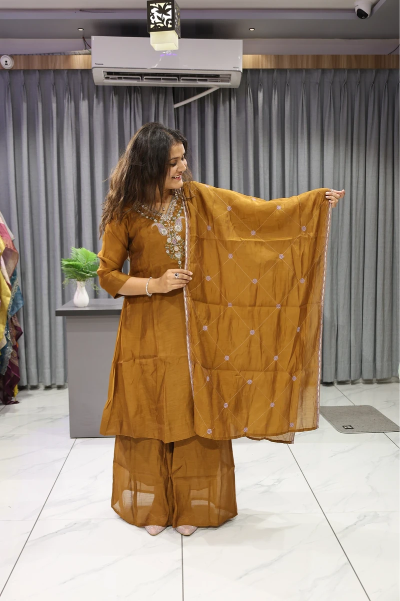 V Neck Mirror Work Short Plaza Pair