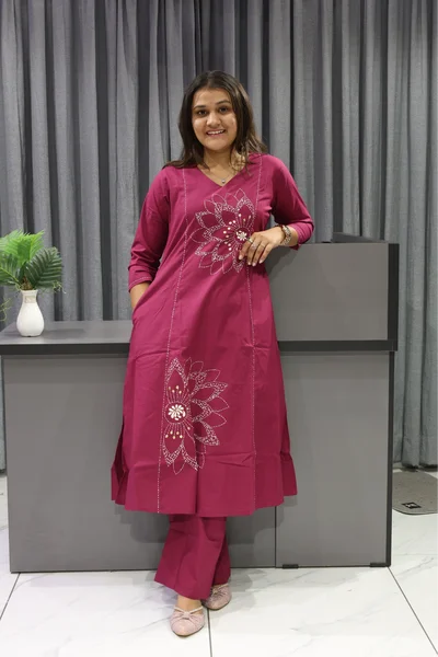 Kacchi Work A Line Plaza Pair