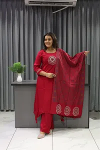 Bandhani Petch Work Duptta Pair