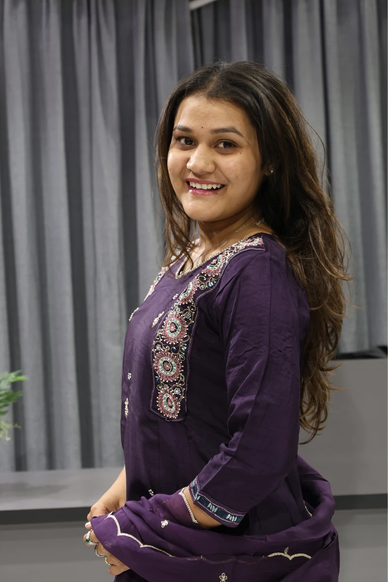 Aline Kalkatti Work Heavy Pair